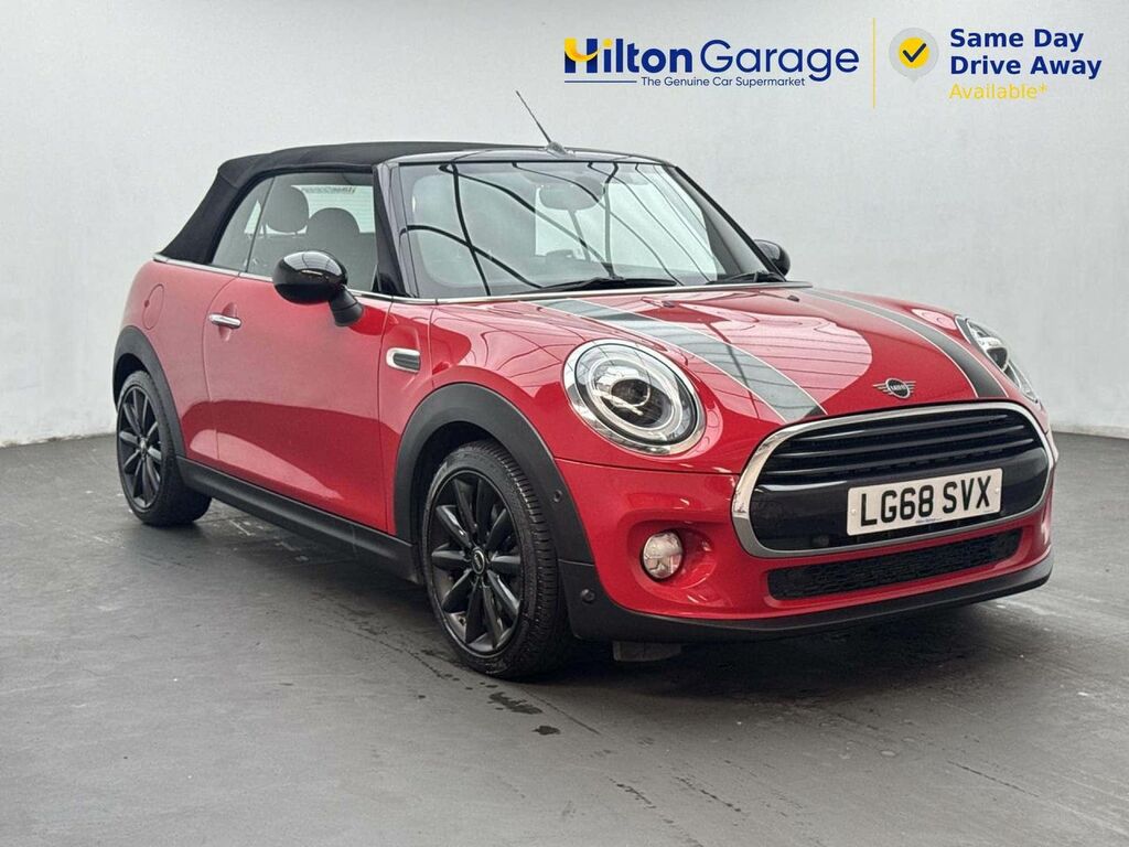 Mini Convertible 1.5 Cooper Red