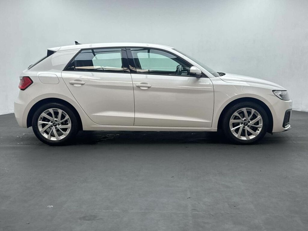 Audi A1 Sport 30 Tfsi 110 Ps S Tronic Black #9