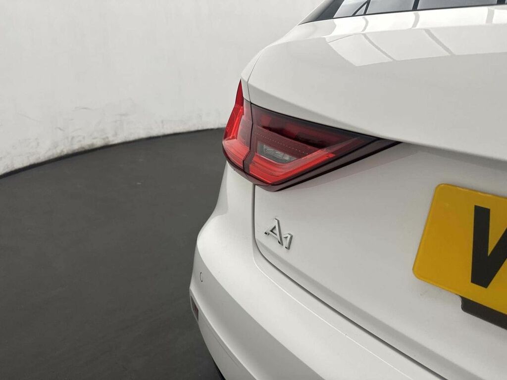 Audi A1 Sport 30 Tfsi 110 Ps S Tronic Black #27