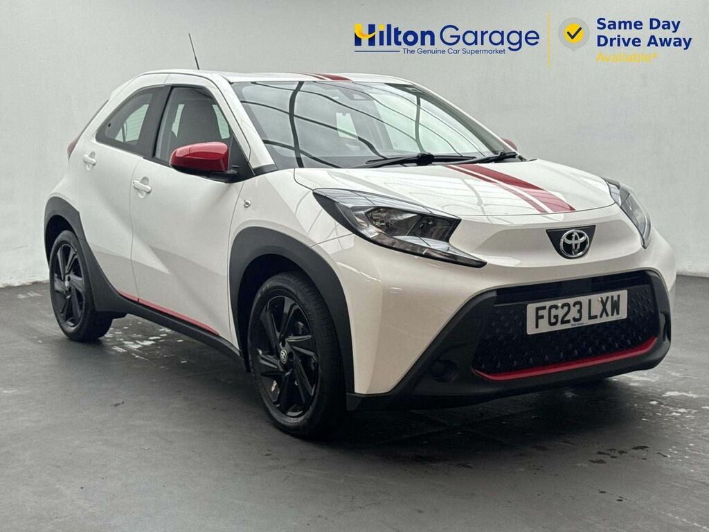 Toyota Aygo X 1.0 Aygo X Pure Vvt-i White
