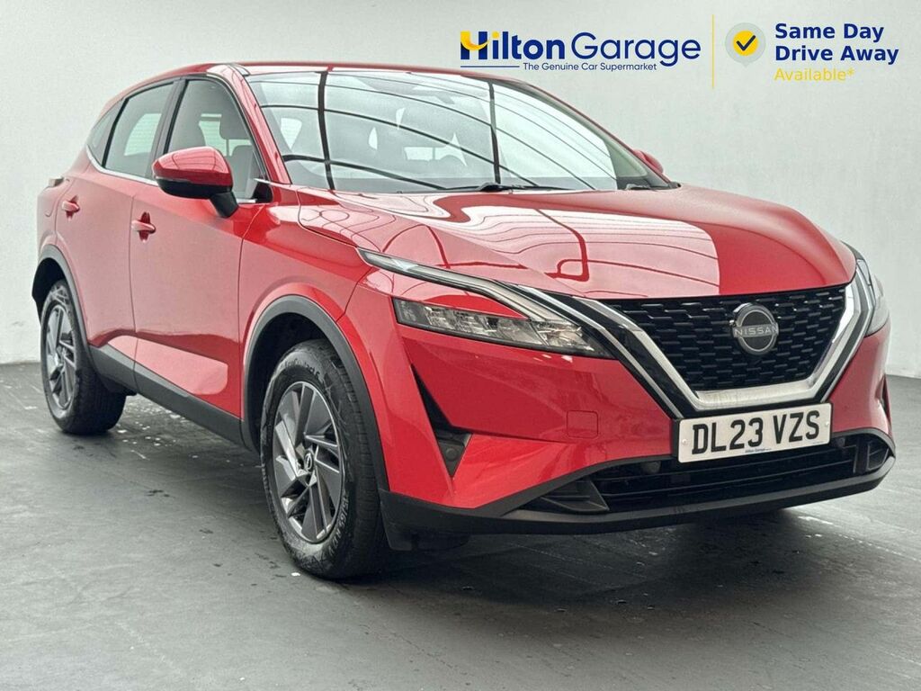 Nissan Qashqai 1.3 Qashqai Acenta Premium Dig-t Mhev Red
