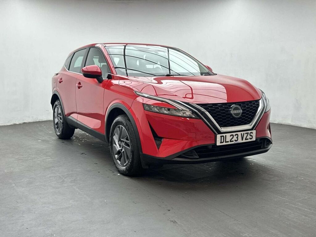 Nissan Qashqai 1.3 Qashqai Acenta Premium Dig-t Mhev DL23VZS Red #2