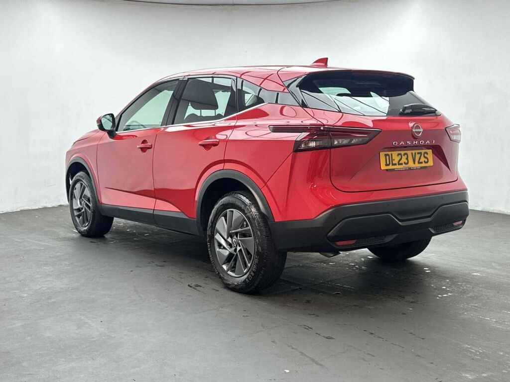 Nissan Qashqai 1.3 Qashqai Acenta Premium Dig-t Mhev DL23VZS Red #6