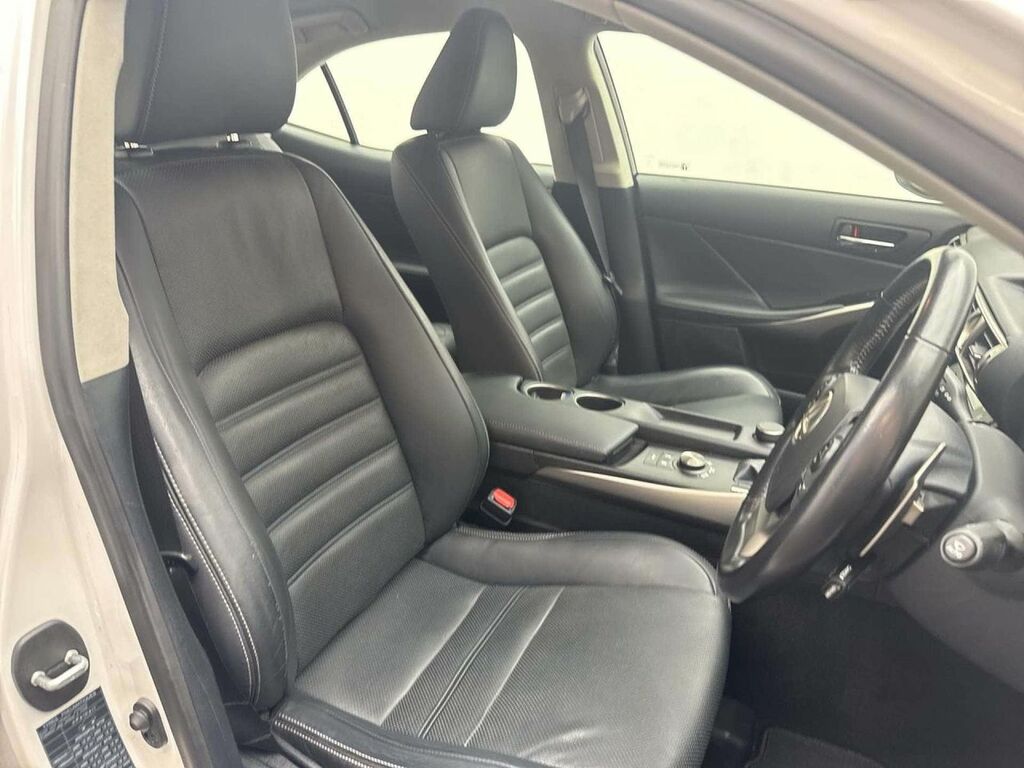 Lexus IS 300H F Sport Saloon White #12