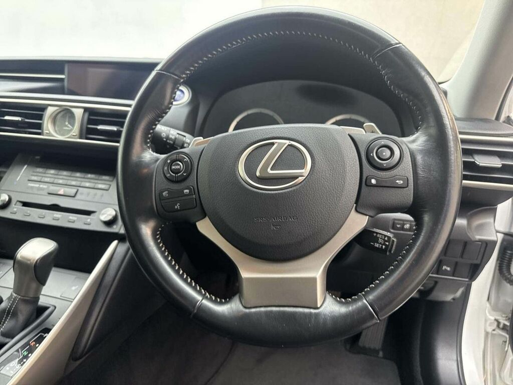 Lexus IS 300H F Sport Saloon White #26