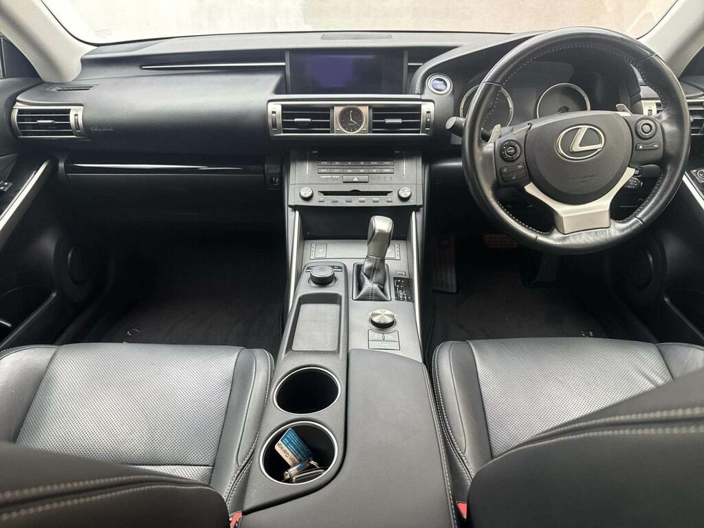 Lexus IS 300H F Sport Saloon White #27