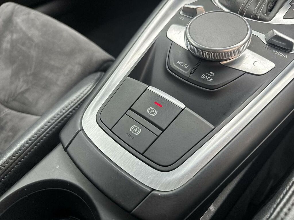 Audi TT Audi Tt Coup- S Line 2.0 Tfsi 230 Ps S Tronic Black #18