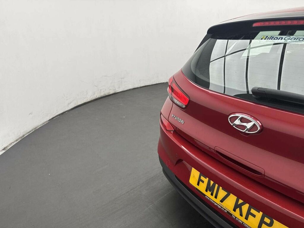 Hyundai I30 Se 1.6 Crdi 109 Bhp Grey #27