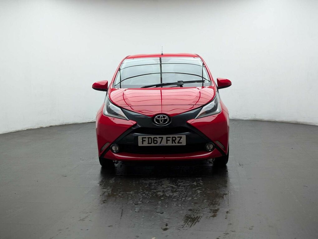 Toyota Aygo X 1.0 Aygo X-style Vvt-i Red #3