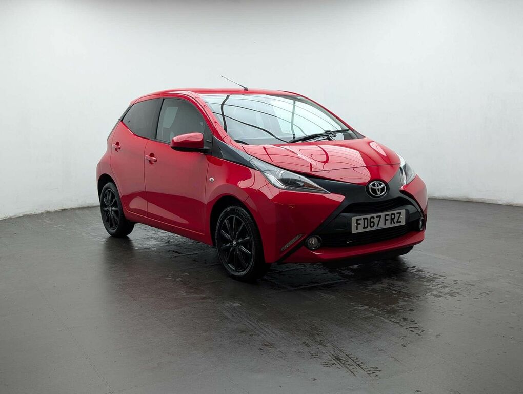 Toyota Aygo X 1.0 Aygo X-style Vvt-i Red #2