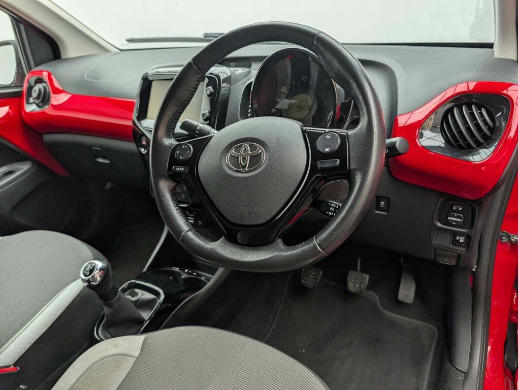 Toyota Aygo X Vvt-i X-play Blue #24
