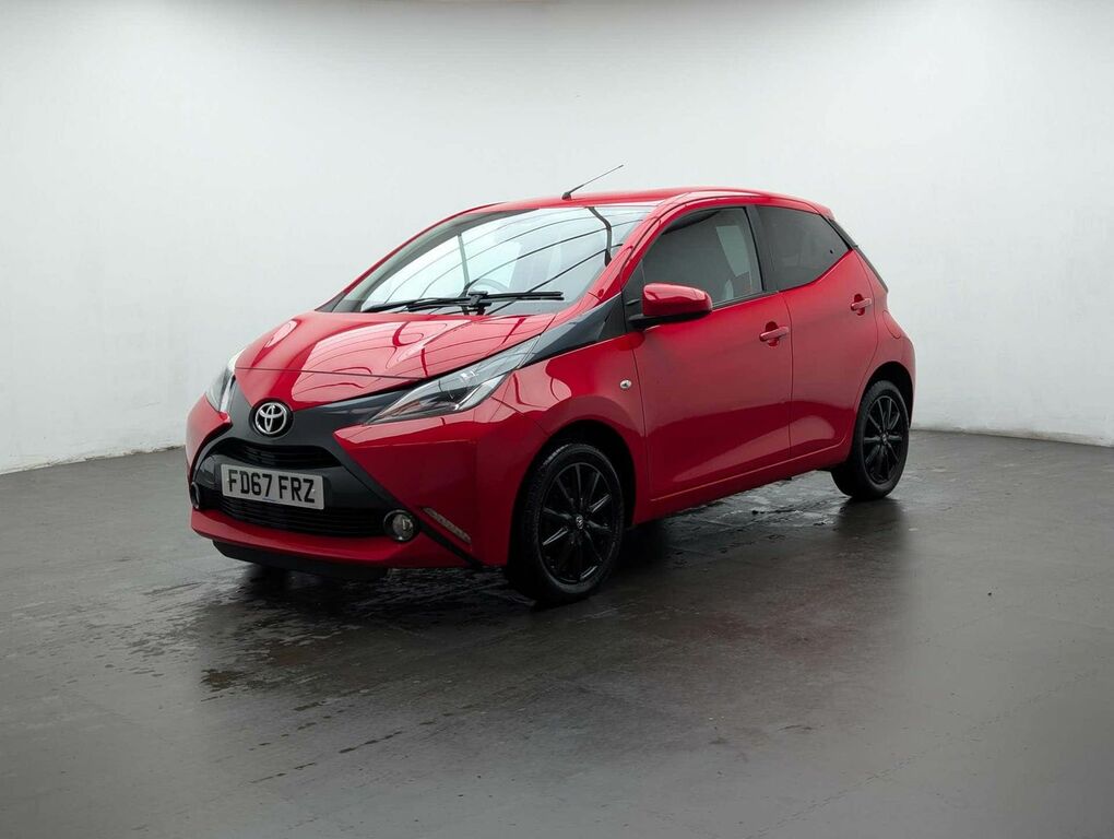 Toyota Aygo X 1.0 Aygo X-style Vvt-i Red #4