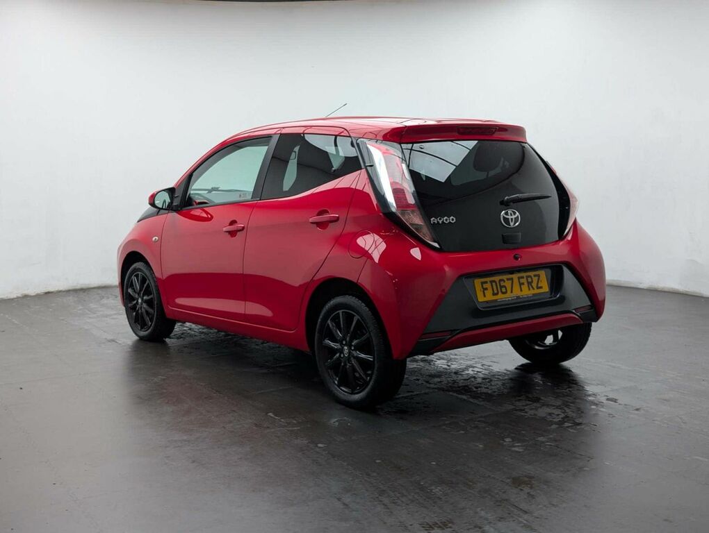 Toyota Aygo X 1.0 Aygo X-style Vvt-i Red #6