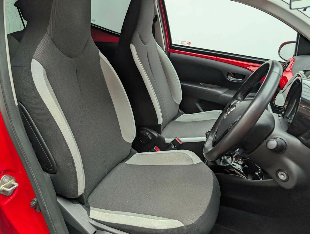 Toyota Aygo X Vvt-i X-play Blue #31