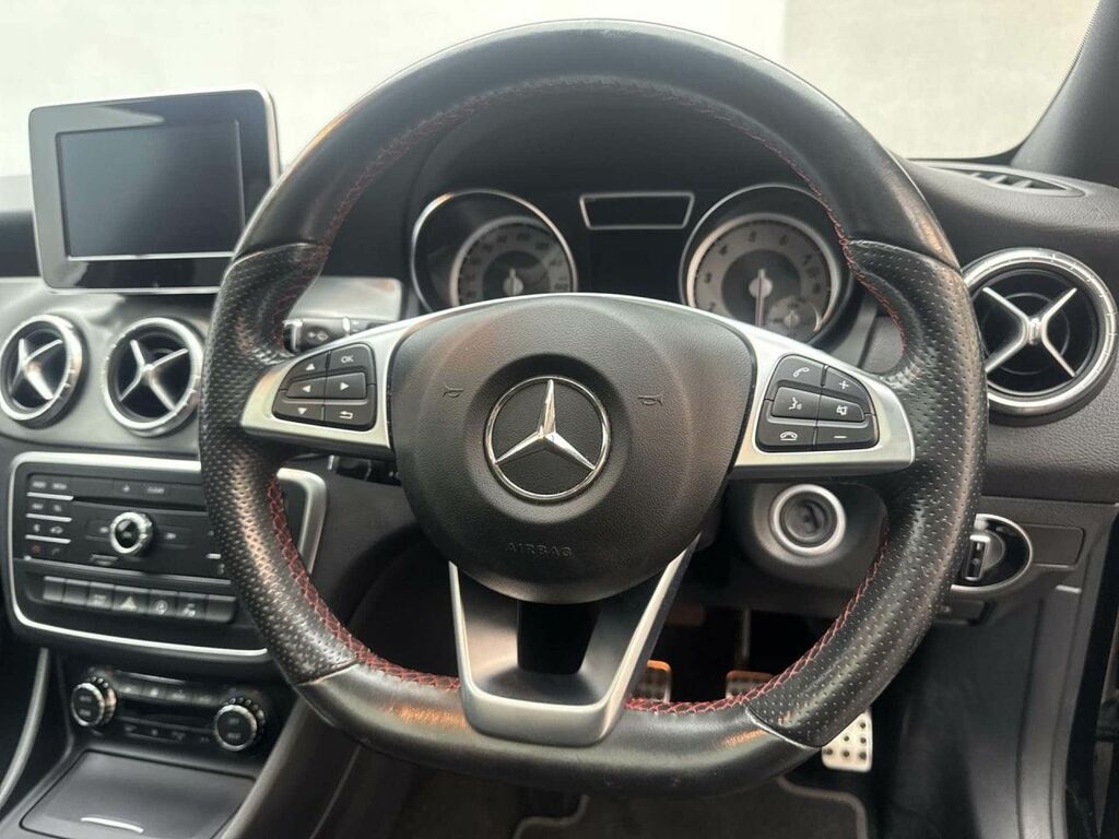 Mercedes-Benz CLA Class 2.1 Cla220d Amg Line Shooting Brake 7G-dct Grey #25