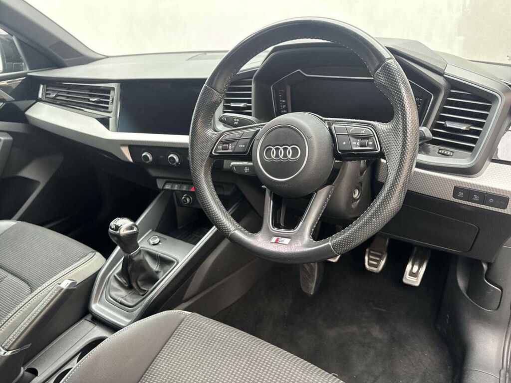 Audi A1 Audi A1 Sportback S Line 30 Tfsi 116 Ps S Tronic White #11