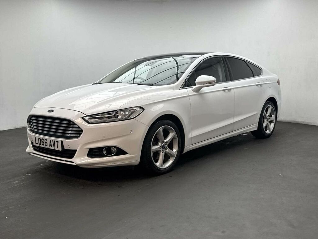 Ford Mondeo 2.0 Mondeo Titanium Tdci White #4