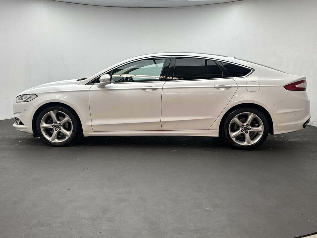 Ford Mondeo 2.0 Mondeo Titanium Tdci White #5