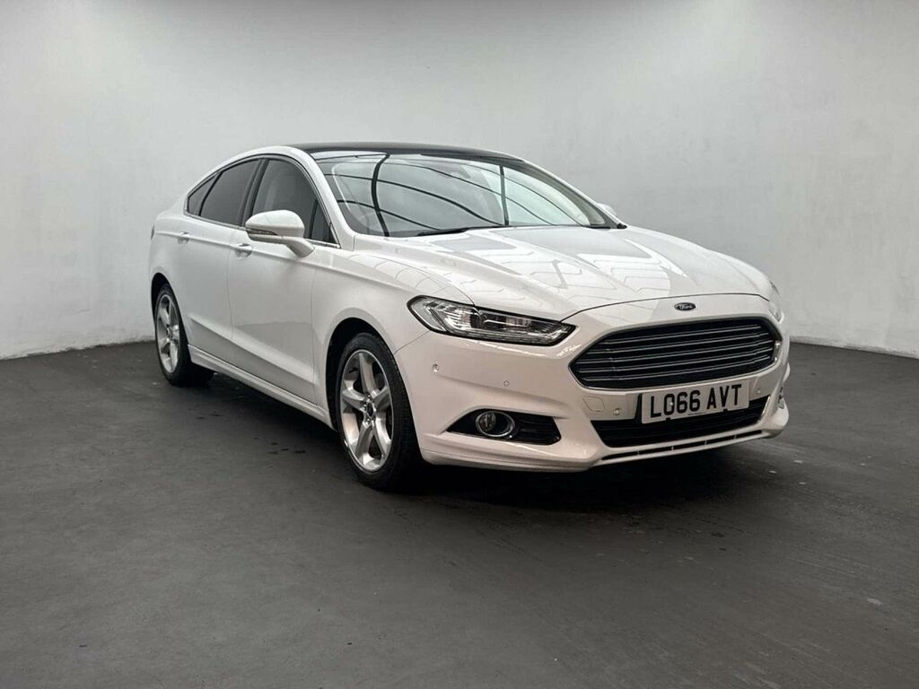 Ford Mondeo 2.0 Mondeo Titanium Tdci White #2