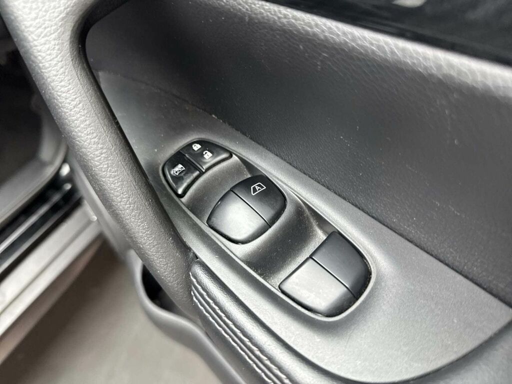 Nissan X-Trail X-trail Tekna Dci Black #23