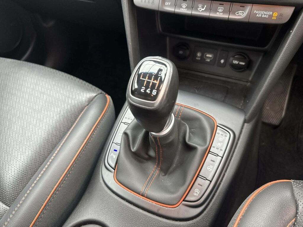 Hyundai Kona Kona Se Black #18