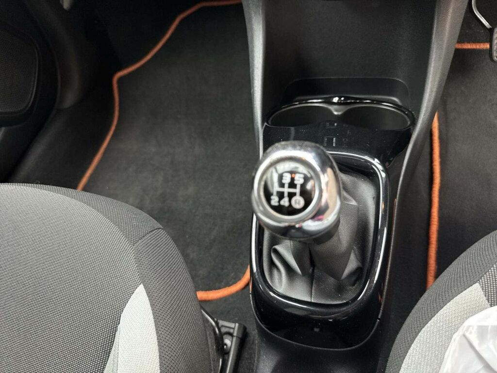 Toyota Aygo X X-play Red #23