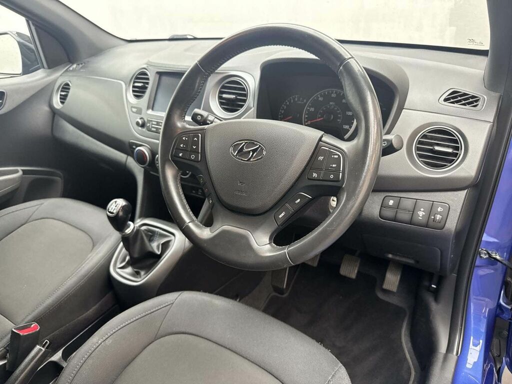 Hyundai I10 1.0 Se Red #11