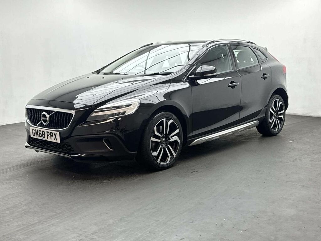 Volvo V40 Cross Country 1.5 V40 Cross Country Professional T3 Black #4
