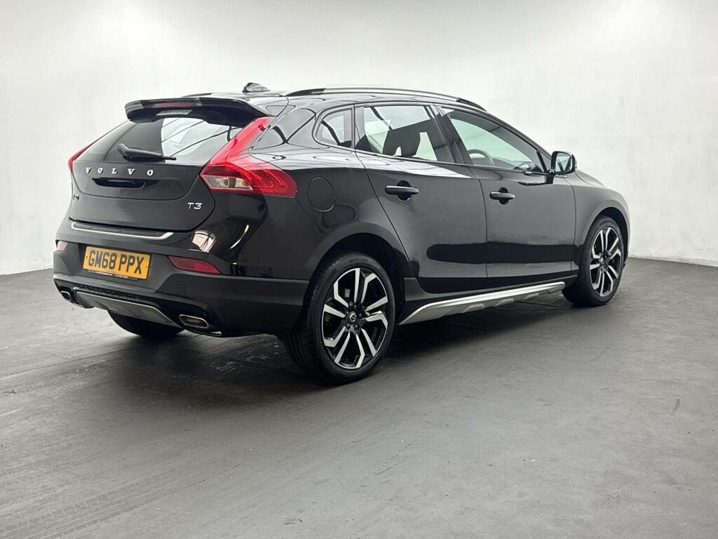 Volvo V40 Cross Country T3 Pro Red #8