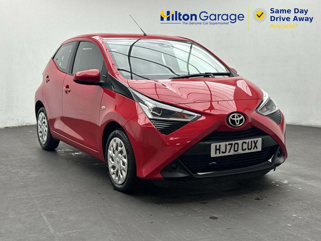 Toyota Aygo X 1.0 Aygo X-play Tss Vvt-i Cvt Red