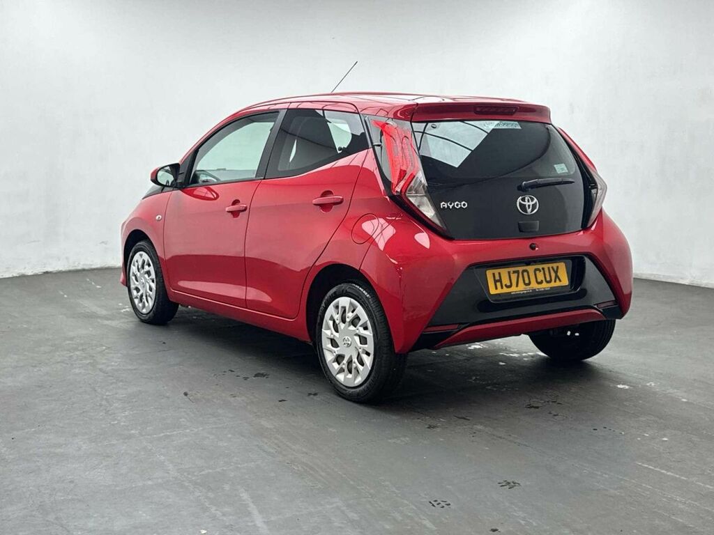 Toyota Aygo X 1.0 Aygo X-play Tss Vvt-i Cvt Red #6