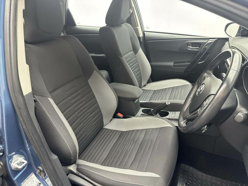 Toyota Auris 1.8 Hybrid Excel Tss Leather Brown #12
