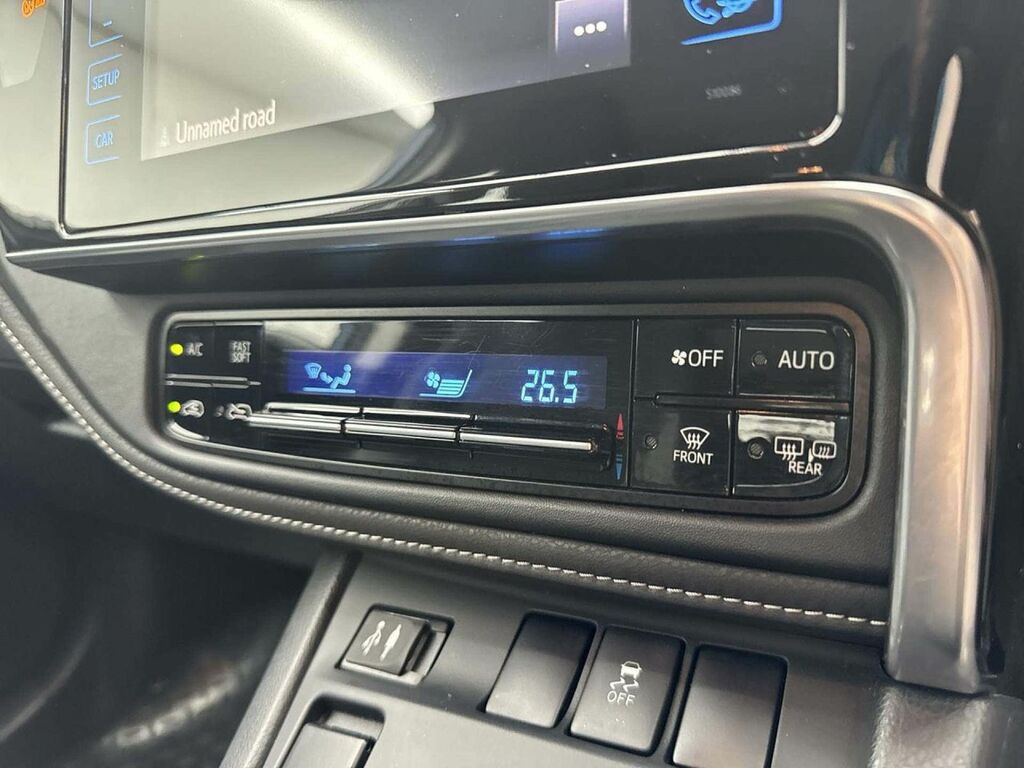 Toyota Auris 1.8 Hybrid Excel Tss Leather Brown #17