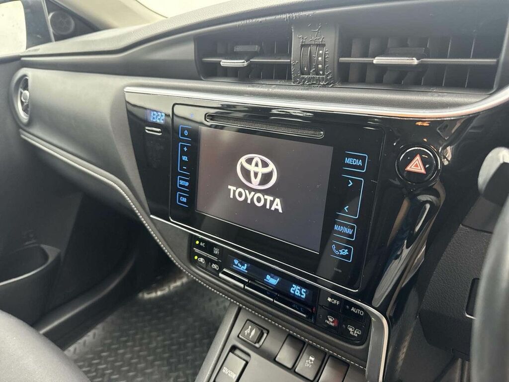 Toyota Auris 1.8 Hybrid Excel Tss Leather Brown #13