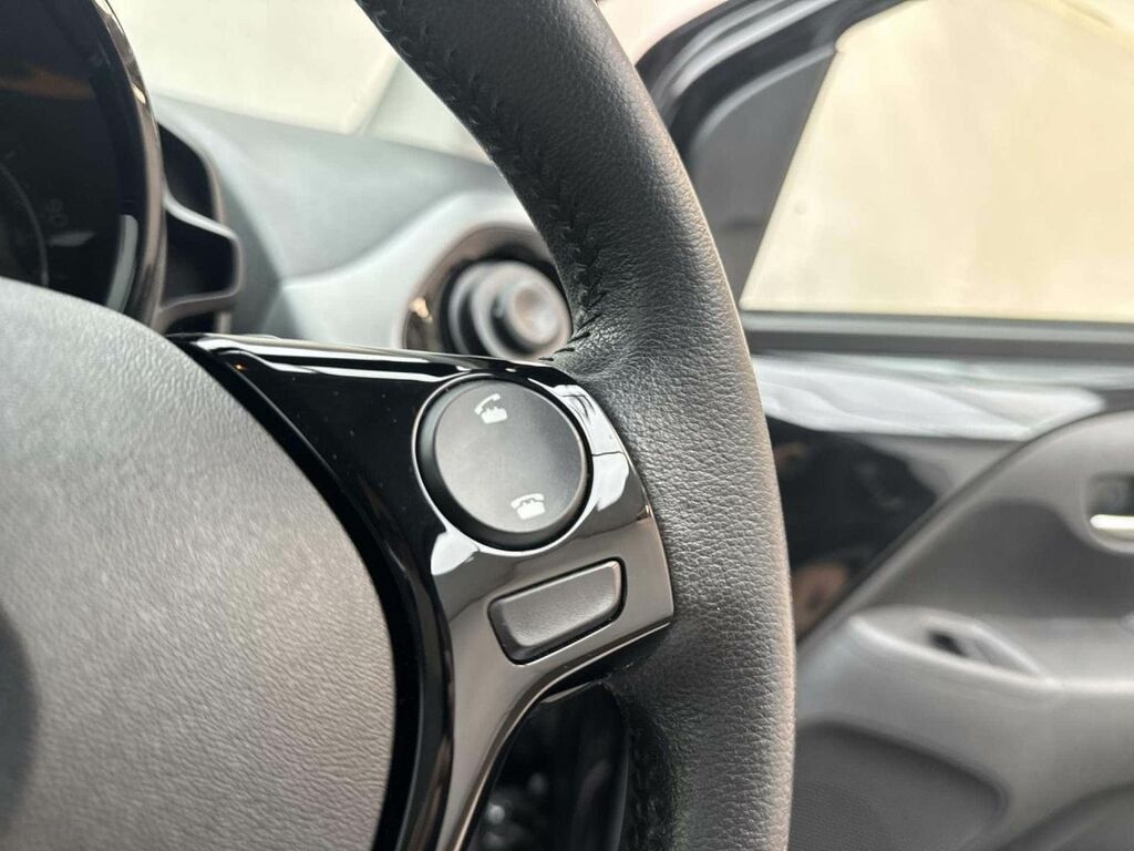 Toyota Aygo X X-trend Silver #20