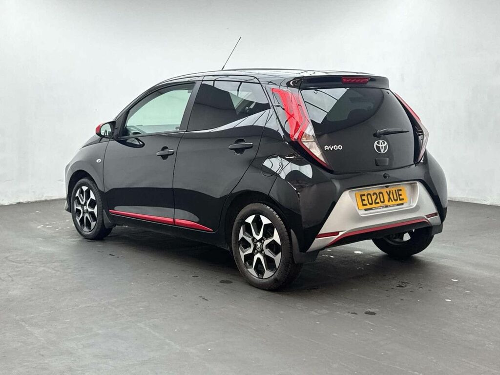 Toyota Aygo X X-trend Silver #6