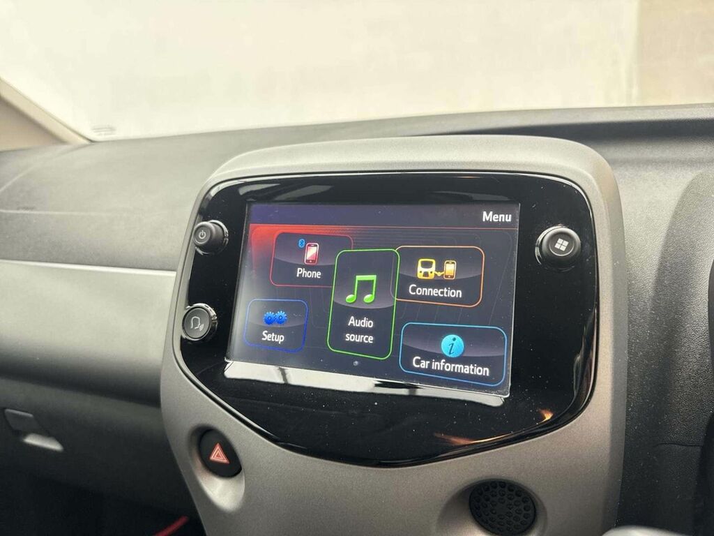 Toyota Aygo X X-trend Silver #14