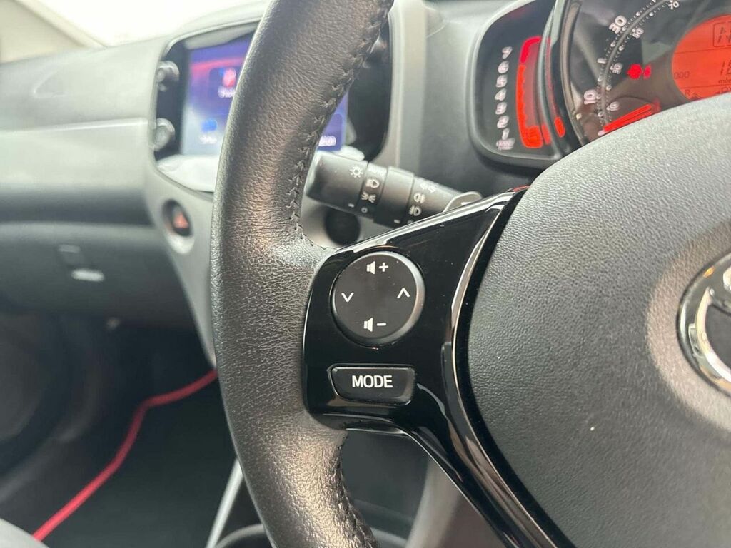 Toyota Aygo X X-trend Silver #19