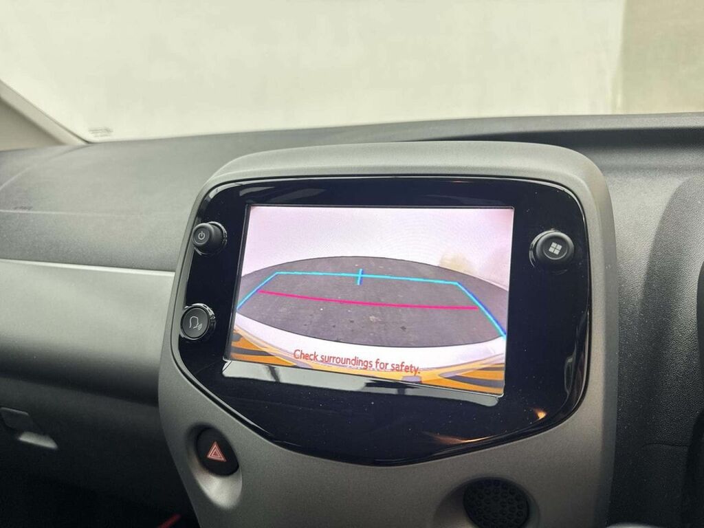 Toyota Aygo X X-trend Silver #15