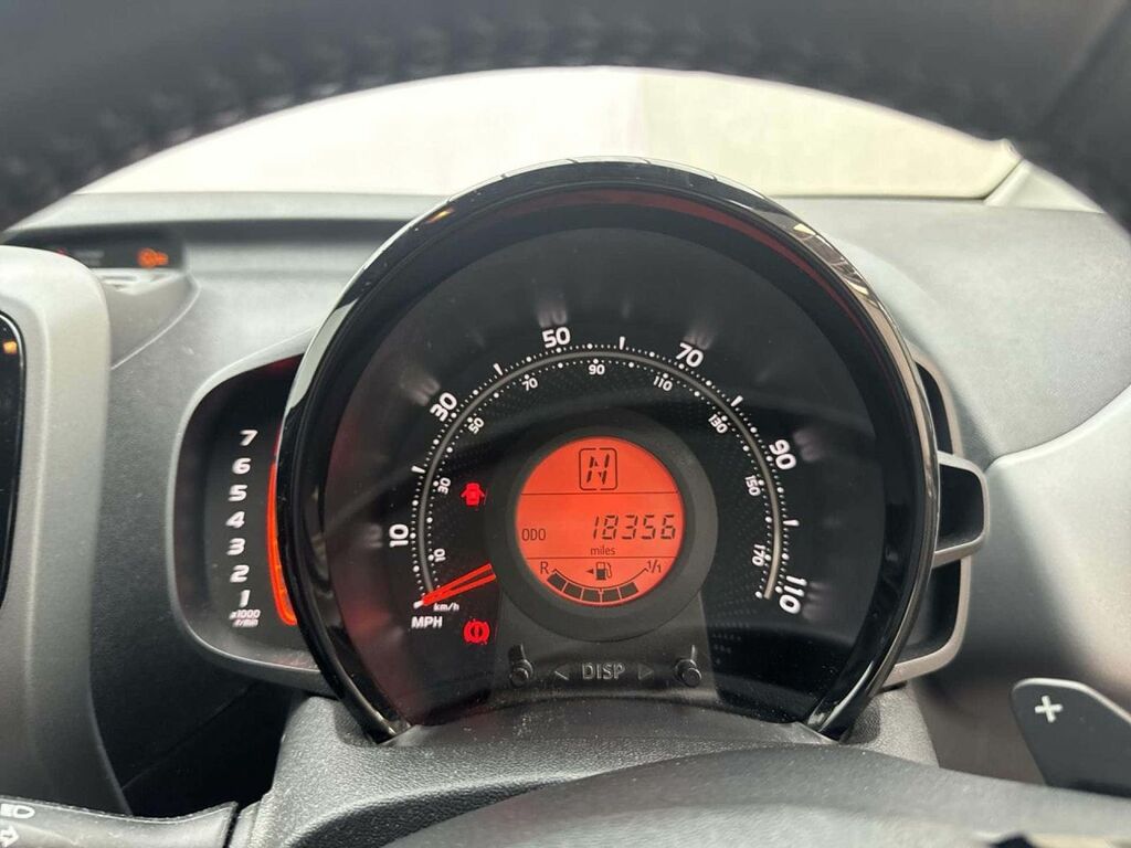 Toyota Aygo X X-trend Silver #18