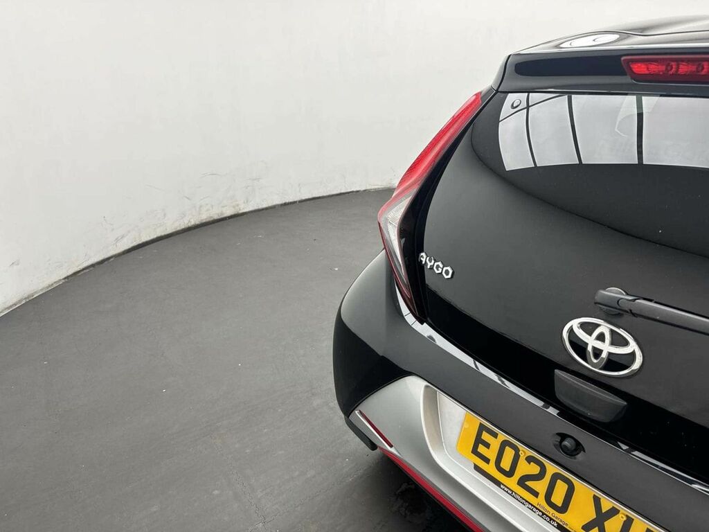 Toyota Aygo X X-trend Silver #26
