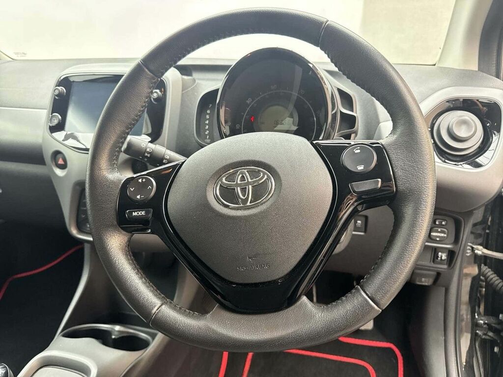 Toyota Aygo X X-trend Silver #23
