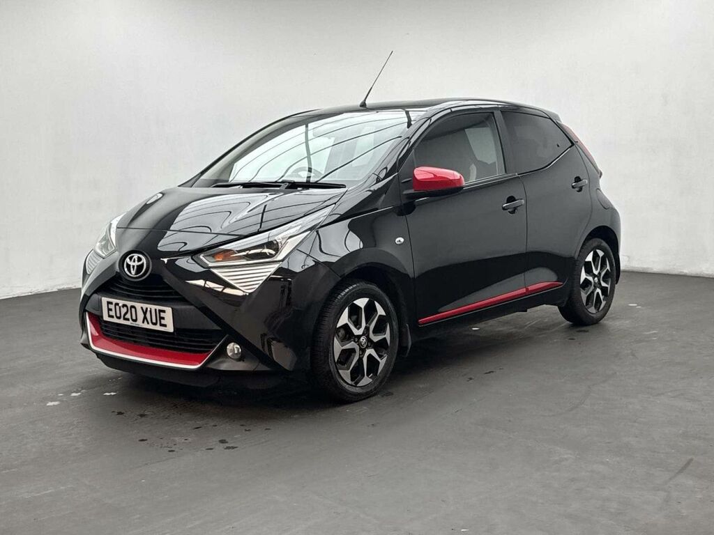 Toyota Aygo X X-trend Silver #4