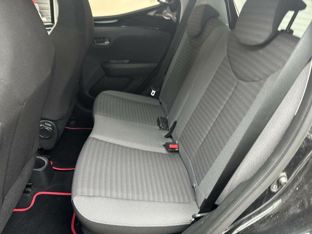 Toyota Aygo X X-trend Silver #30