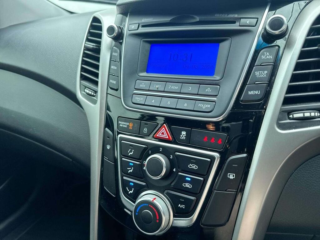 Hyundai I30 1.6 Crdi Blue Drive Se Black #19