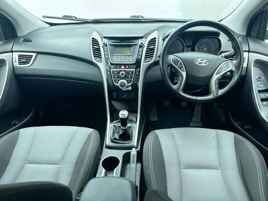 Hyundai I30 1.6 Crdi Blue Drive Se Black #23