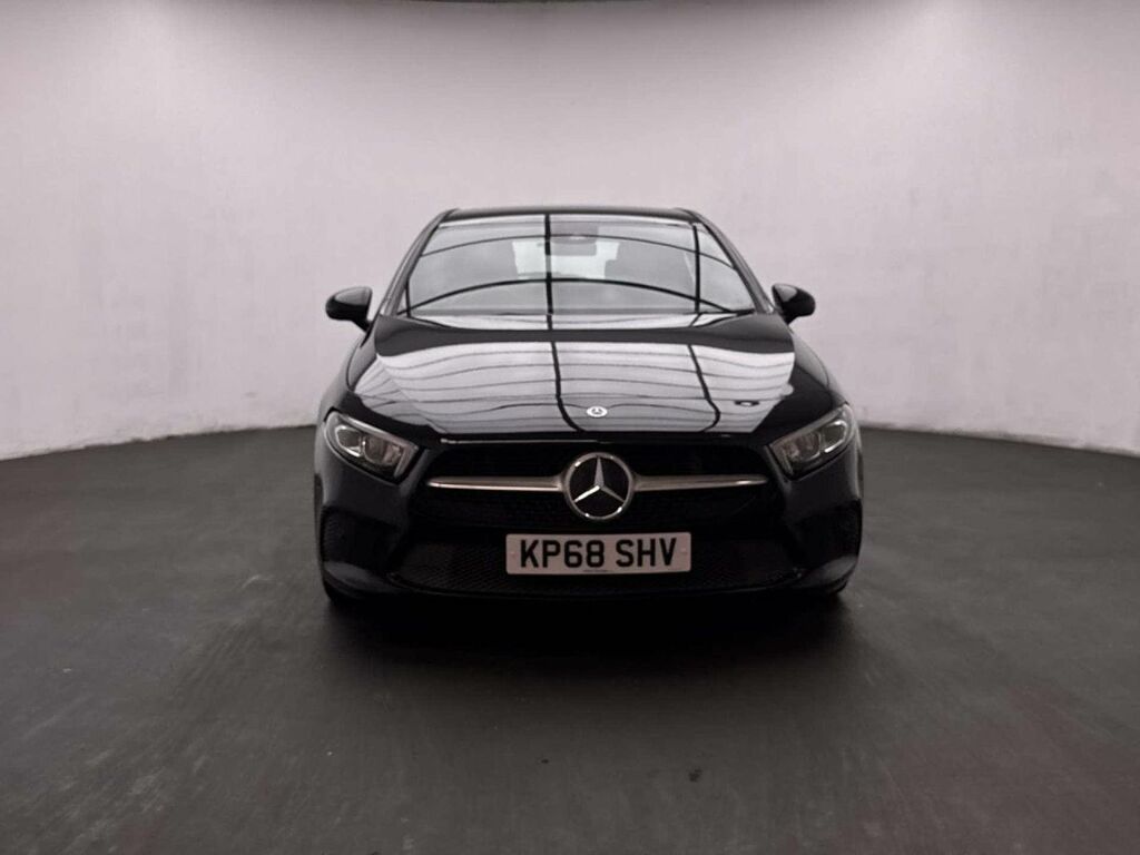 Mercedes-Benz A Class 1.3 A 200 Sport Executive Black #3