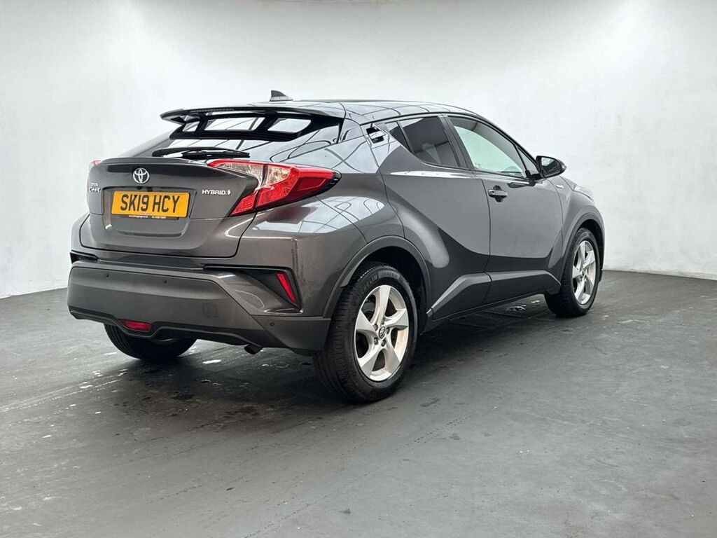 Toyota C-Hr C-hr Excel Hev Cvt White #8