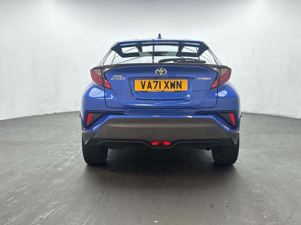 Toyota C-Hr 1.8 Icon 121 Bhp White #7