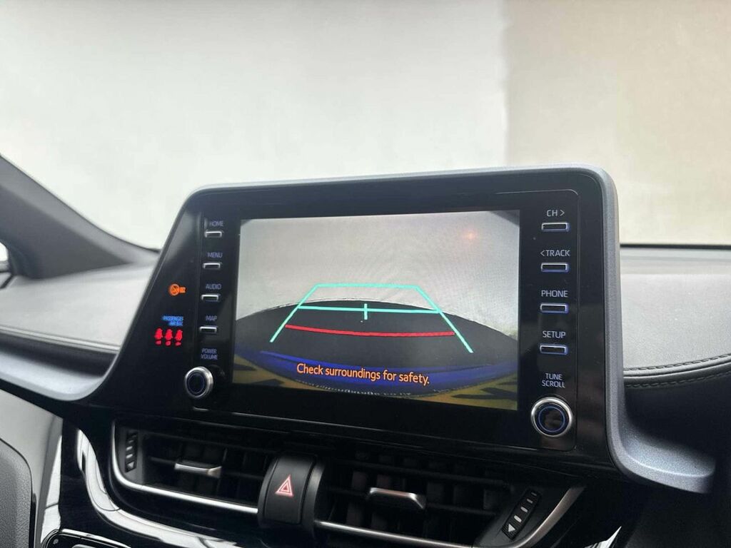 Toyota C-Hr 1.8 Icon 121 Bhp White #17
